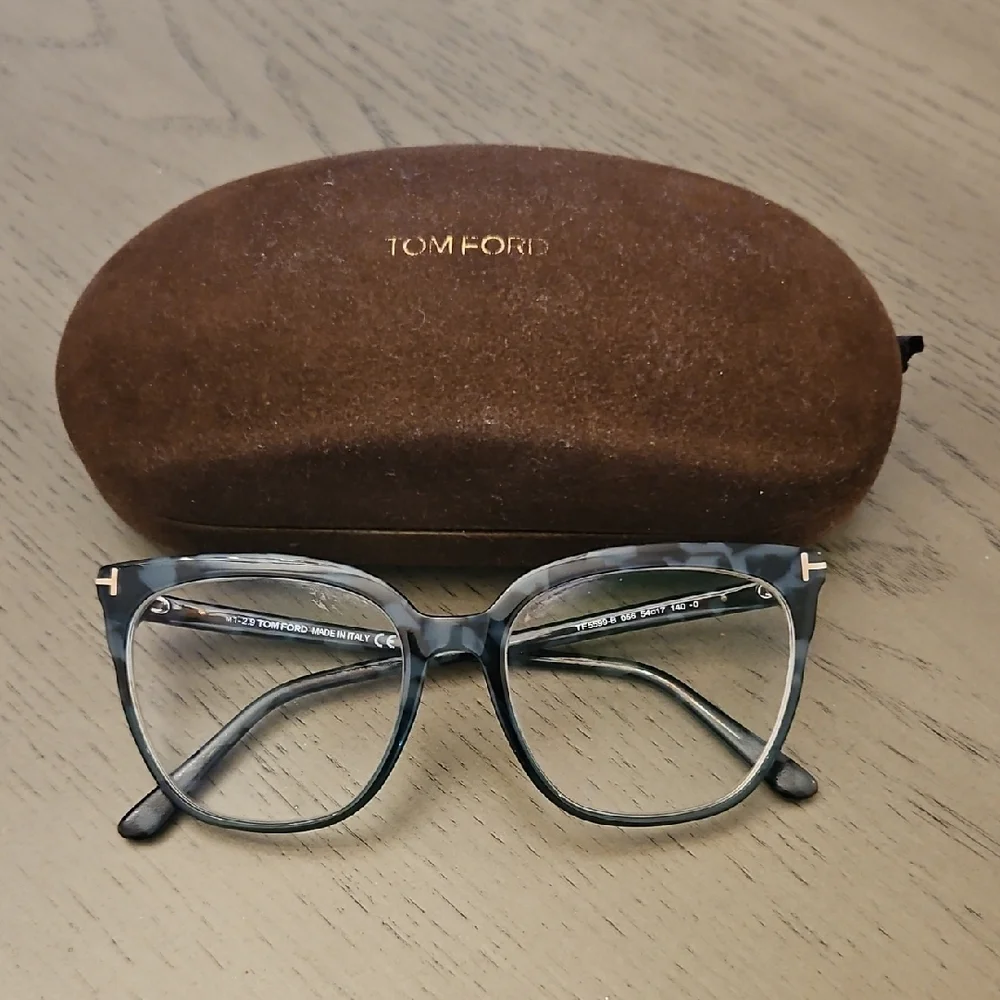 Tom Ford Blue Cat-Eye Glasses